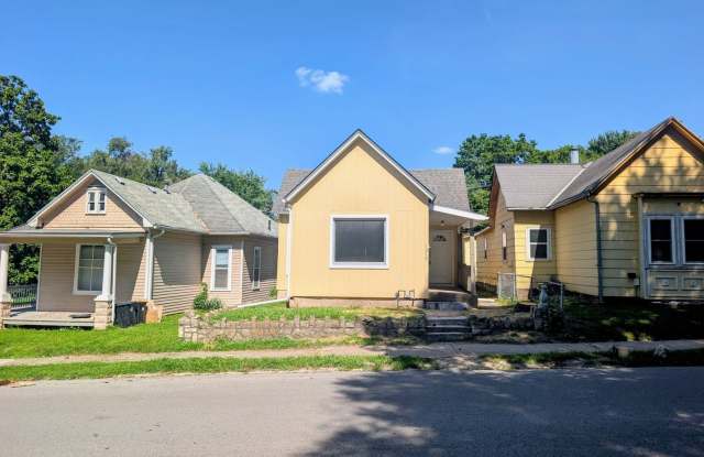 Remodeled 2-Bedroom Home with Main Floor Laundry & Off-Street Parking