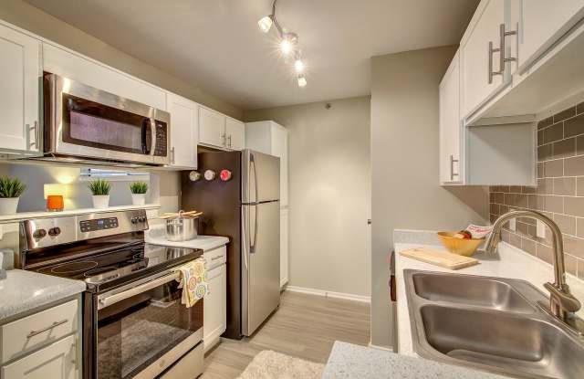 Spring Parc Apartment Homes