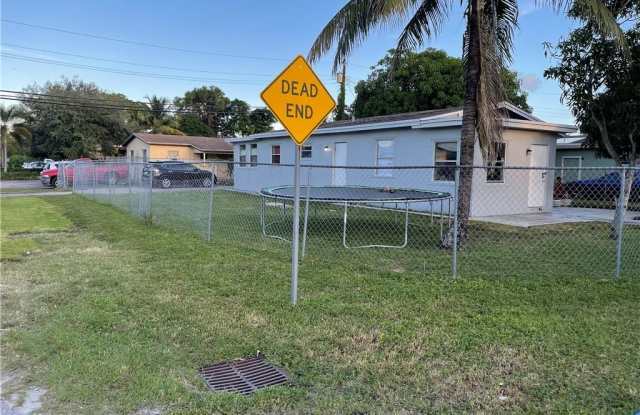 918 Northwest 24th Avenue