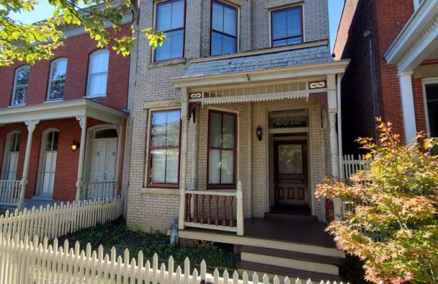 Spacious 2-Story Home In Historic Church Hill - 3BR/2.5BA photos photos