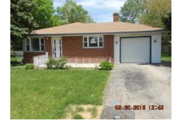 7717 Linden Ave - 7717 Linden Avenue, Darien, IL 60561