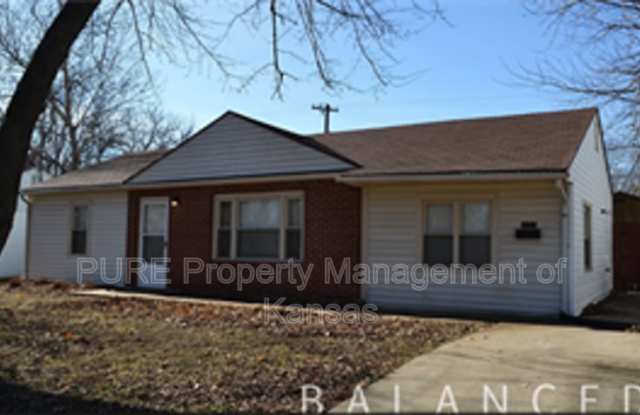 2405 SW Morningside Rd.