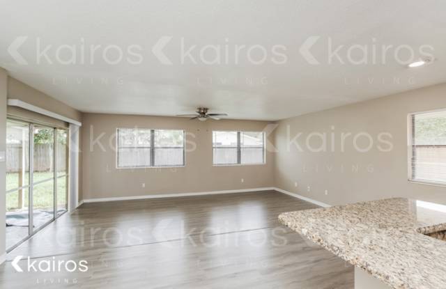 1095 Daytona Drive Northeast