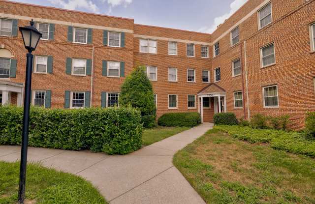 Photo of Charming 1BR/1BA Conveniently Located in Silver Spring