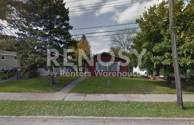 3 Bedroom, 2 Bathroom Single Family home with a great location!
