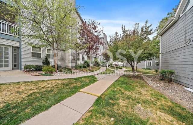 Modern Comfort and a Garage in Prime Aurora Location