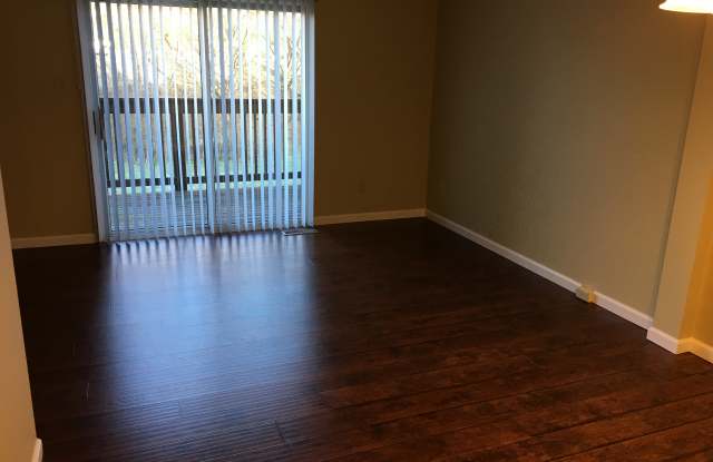 103 Shadowlawn Drive