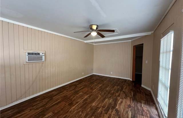 2131 Canal Street unit: C