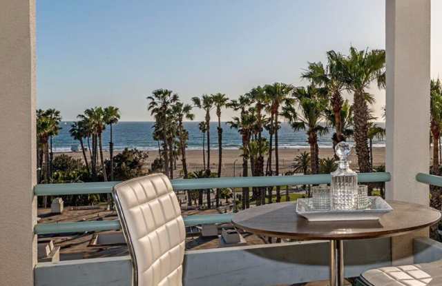 110 Ocean Park Blvd unit: 502