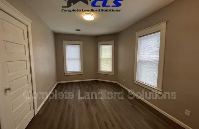 700 South 8th Street - 2