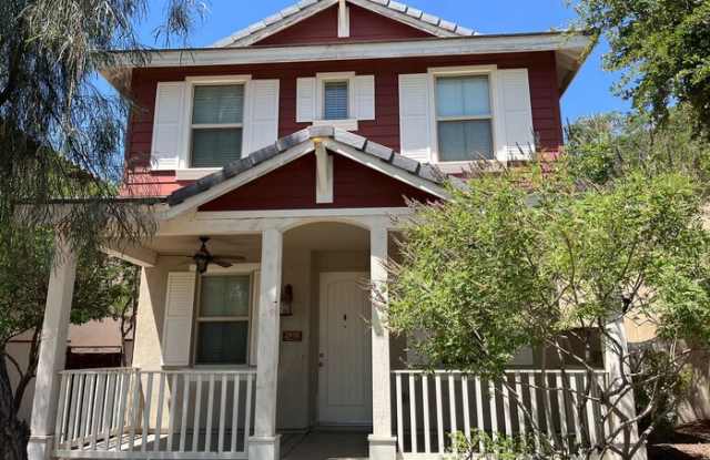 2958 North Clanton Street