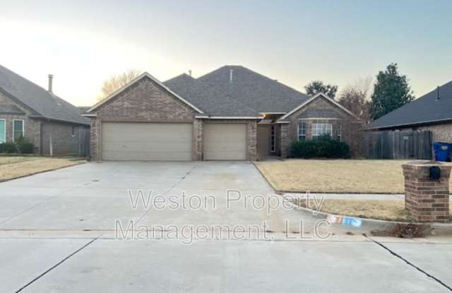 Photo of 701 North Ponderosa Way