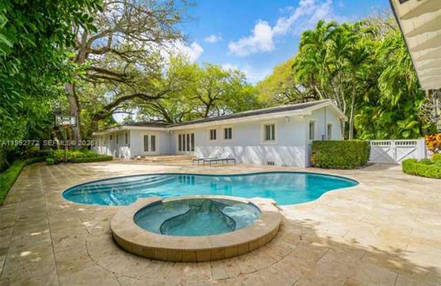 1550 Taragona Dr # 0 CORAL GABLES, FL 33134