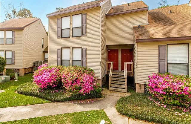 233 PLIMSOL Court