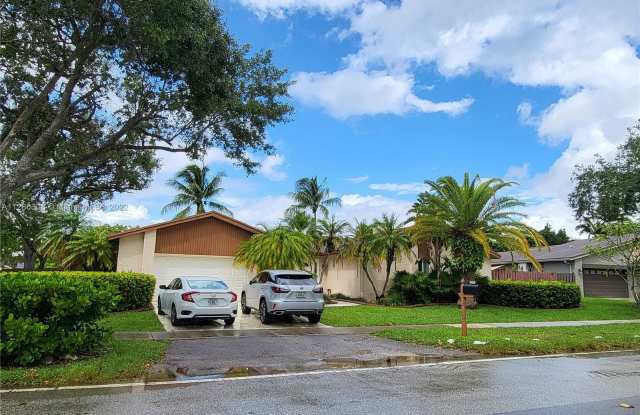 12797 SW 108th St - 12797 SW 108th St, The Crossings, FL 33186