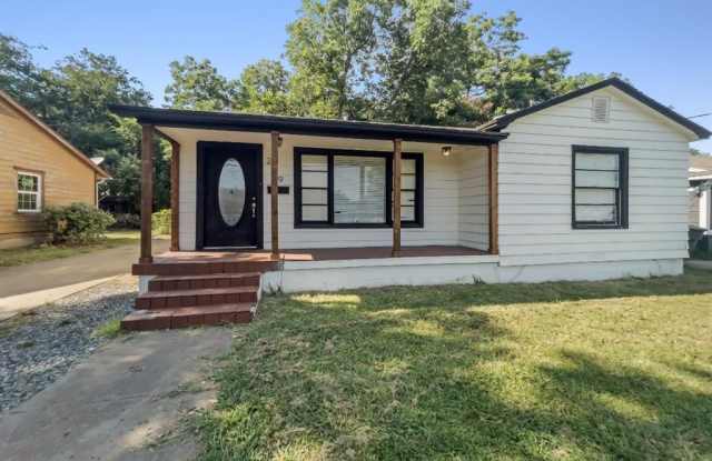 219 W Taylor Street