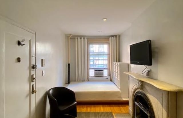 408 West 22nd Street - 408 West 22nd Street, New York City, NY 10011