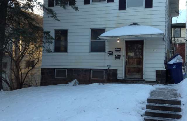 Photo of 321 N 20th Ave E