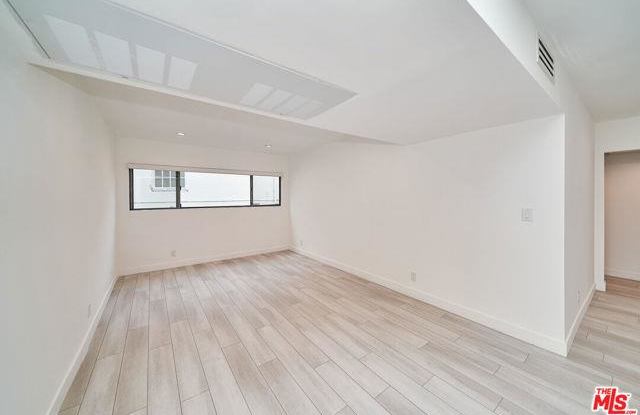 137 South Maple Drive