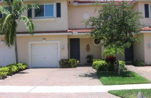 3088 N Evergreen Circle - 3088 N Evergreen Cir, Boynton Beach, FL 33426