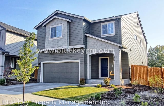 2121 South Meadowlark Loop - 2121 South Meadowlark Loop, Ridgefield, WA 98642