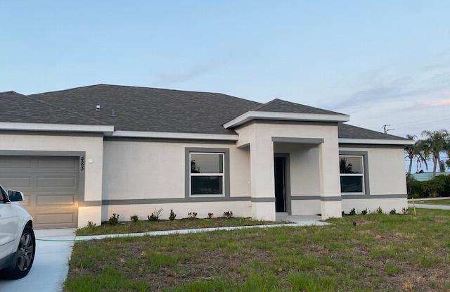 483 Southeast Sunnydale Lane