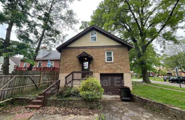 6620 Highland Avenue