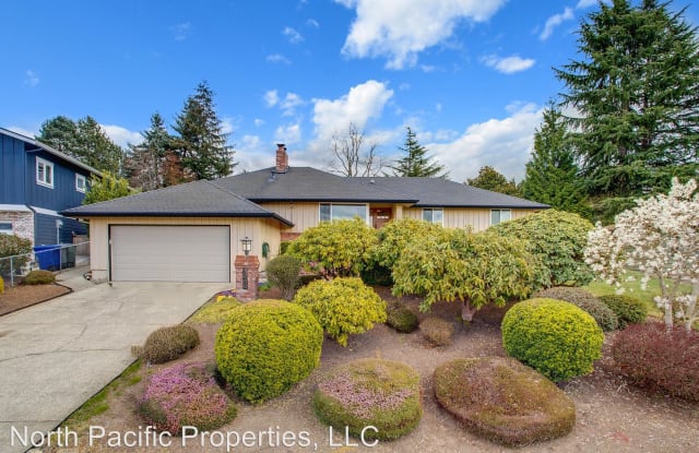 1800 138th Pl SE - 1800 138th Place Southeast, Bellevue, WA 98005