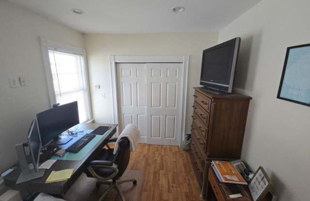 146 Hillside Rd.