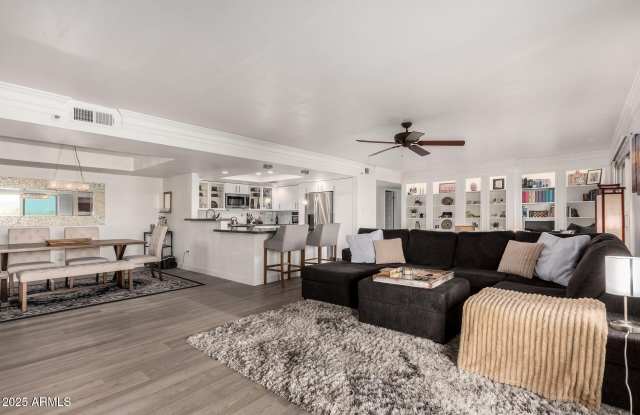 7970 E CAMELBACK Road E
