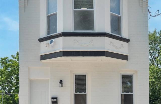 1304 N CONESTOGA Street