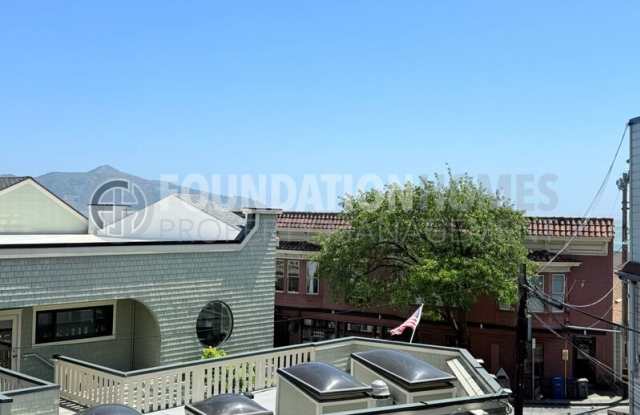 14 Princess Ln - Apt 2