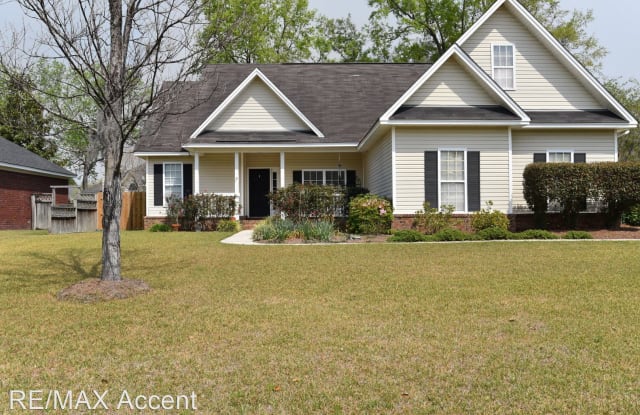 353 Belle Grove Circle - 353 Belle Grove Circle, Richmond Hill, GA 31324