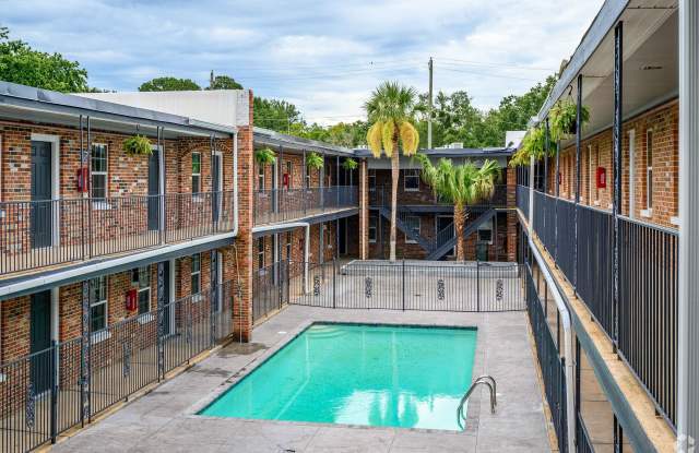 Photo of Cabana Courtyard