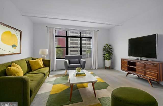 Photo of 301-23 SPRING GARDEN Street unit: 3B