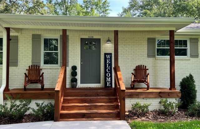 1039 Washington Avenue