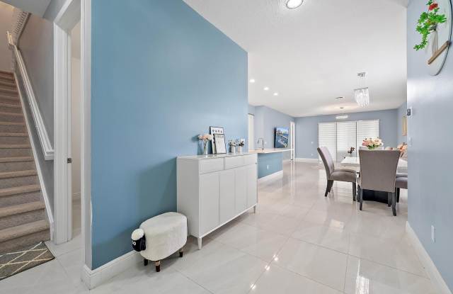 5420 Quiet Lake Place