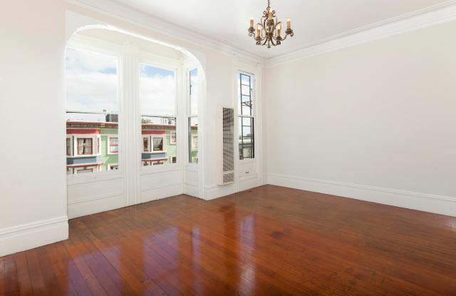 Photo of 261 Pierce Street