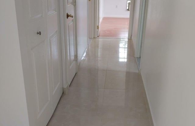 82-96 Country Pointe Circle