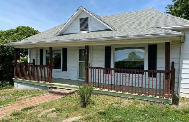 Photo of Woodfin - 1920's Cottage