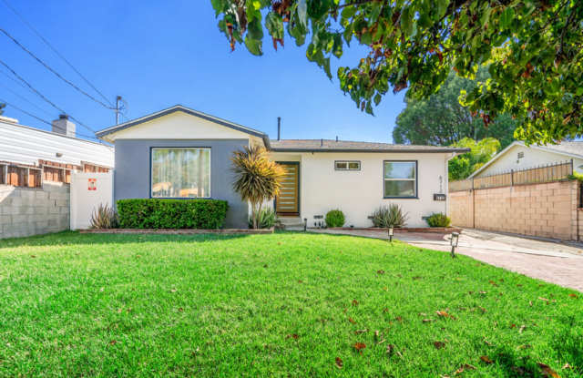 6714 Amigo Avenue