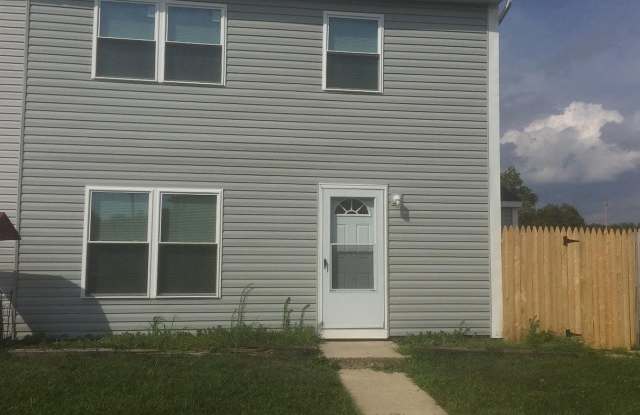 Spacious 2 Bedroom TownHouse! - 15 Lawrence Court, Camden County, NJ 08081
