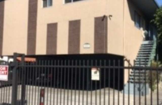 Photo of 5853 Virginia Ave