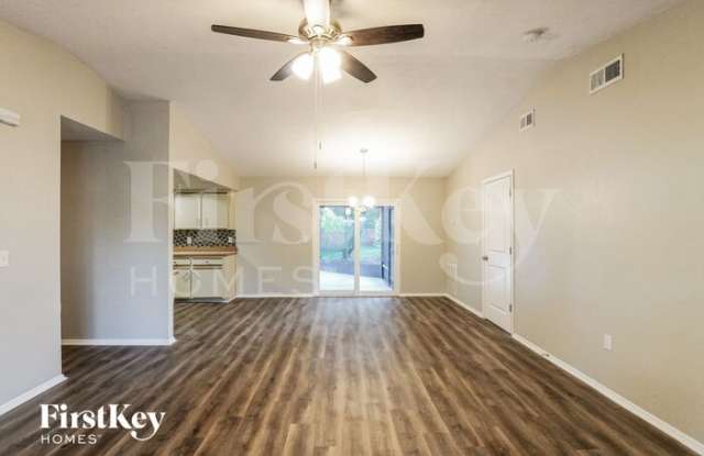 3017 Vista Palm Drive