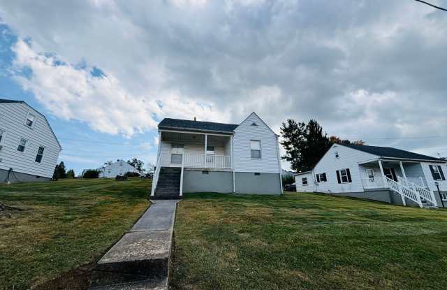 2 Bedroom, 1 Bath House