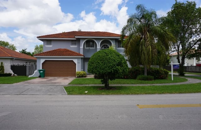 9942 SW 158th Ct - 9942 SW 158th Ct, The Hammocks, FL 33196