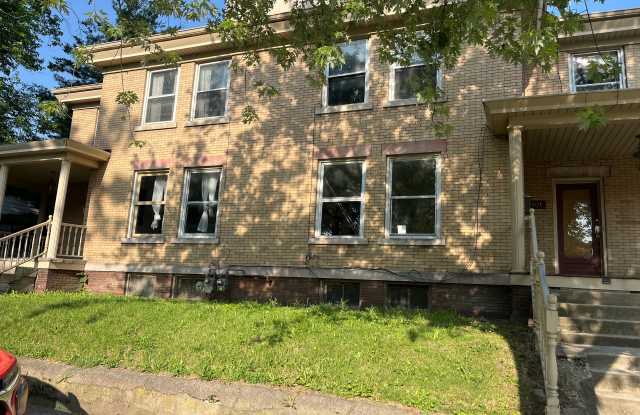 Photo of Wallace Ave Duplex