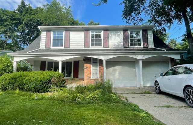 Spacious Four Bedroom Home Available Summer of 2026!