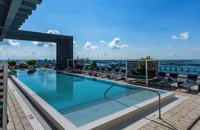 Watermarc at Biscayne Bay