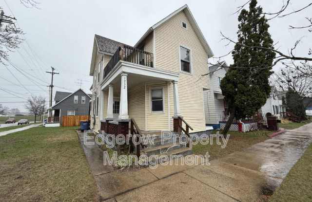1252 Broadway Ave NW